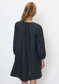 Marc O'Polo Short V-neck Linen Dress In An A-line Design -FashionLust Verkaufs-Shop f1f5566628fec25844de0fcfa97e3ae3