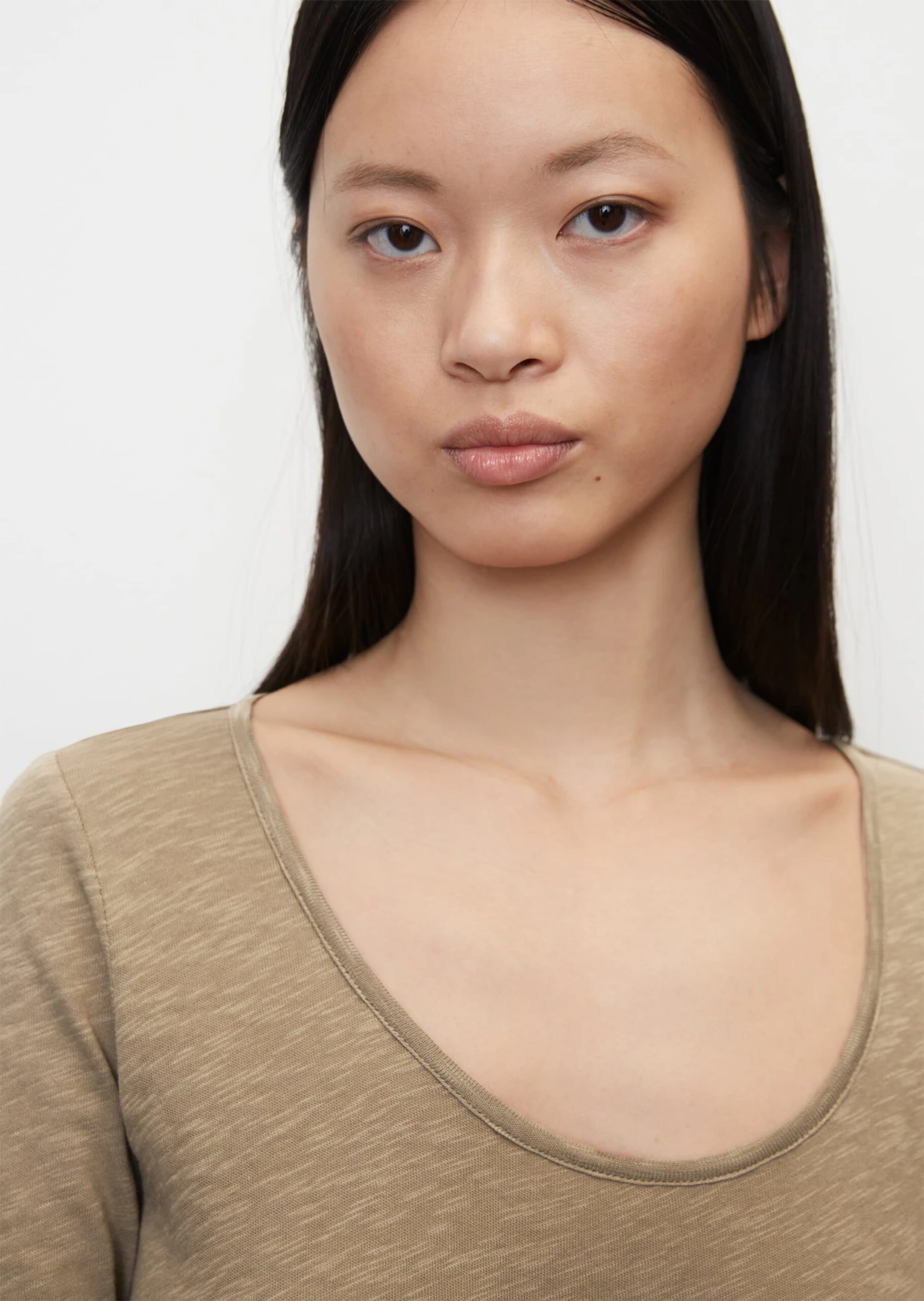 Marc O'Polo Basic T-shirt In A Straight Fit Made Of Slub Jersey 7 Marc O'Polo Basic T-shirt In A Straight Fit Made Of Slub Jersey – Bild 5