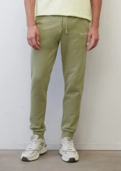 Marc O'Polo Tracksuit Bottoms In A Regular Fit Made From Pure Organic Cotton -FashionLust Verkaufs-Shop f67301471c557b652cd6606d829de80e