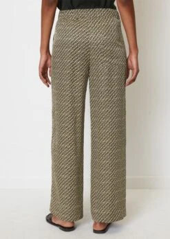 Marc O'Polo Flowing Wide-leg Trousers Made From Viscose Twill -FashionLust Verkaufs-Shop fb845a913b91756519814a0064a98646